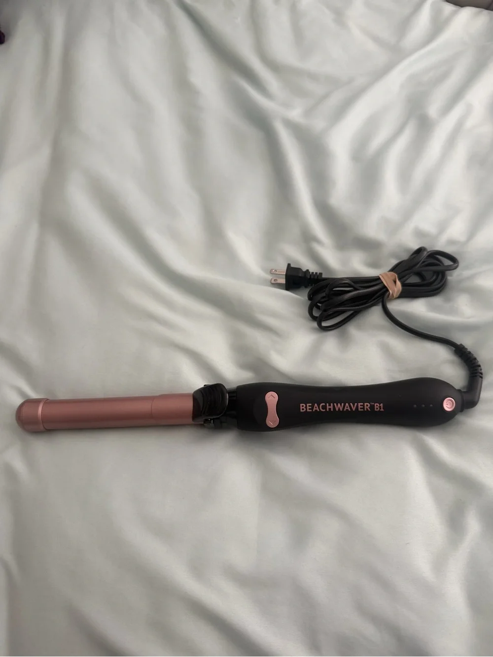 Beachwaver B1 Rotating Curling Iron Midnight Rose
